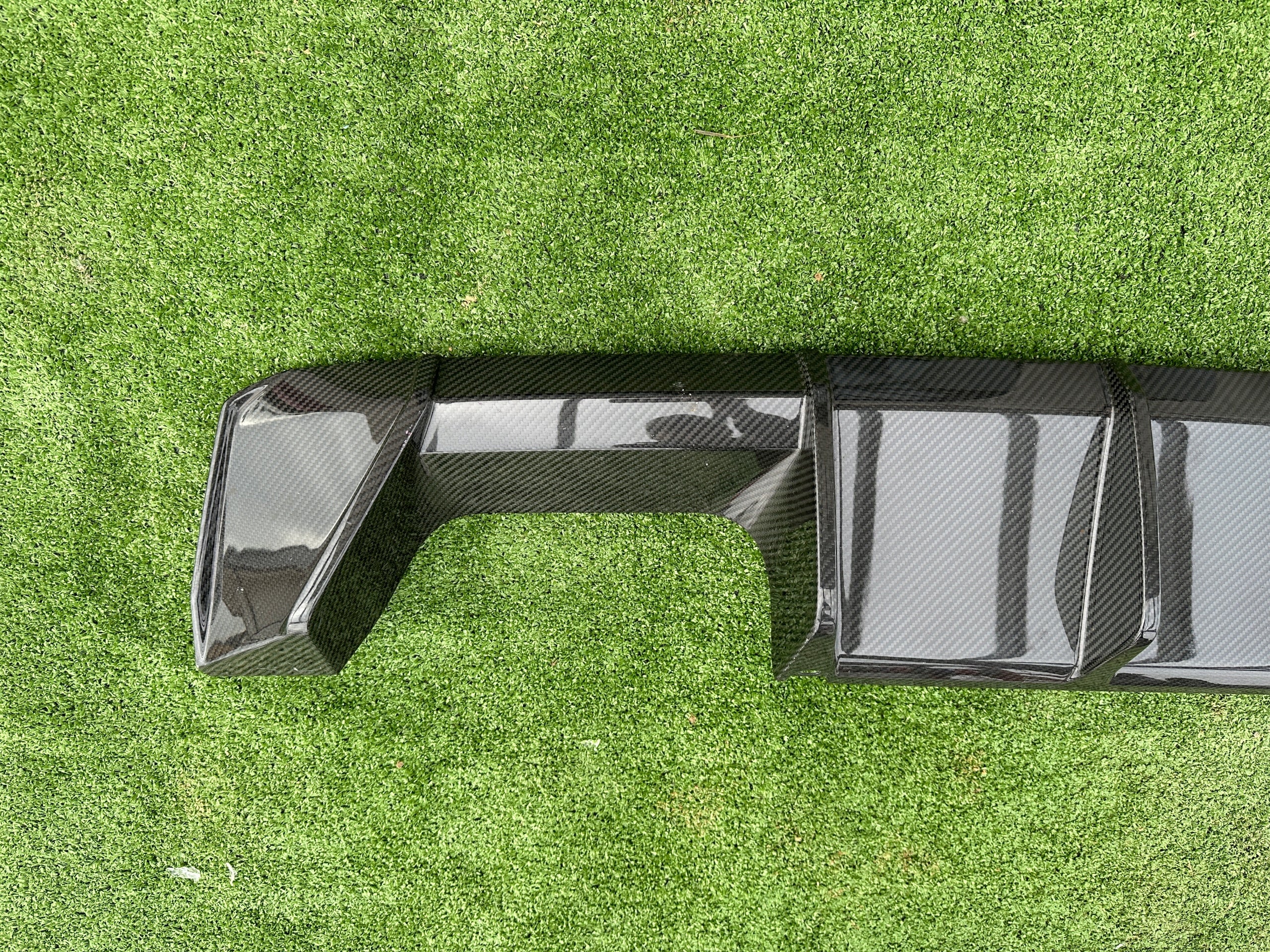 BMW M3 M4 G80 G82 G83 Rear diffuser Carbon fiber OEM, Part number: 8075031