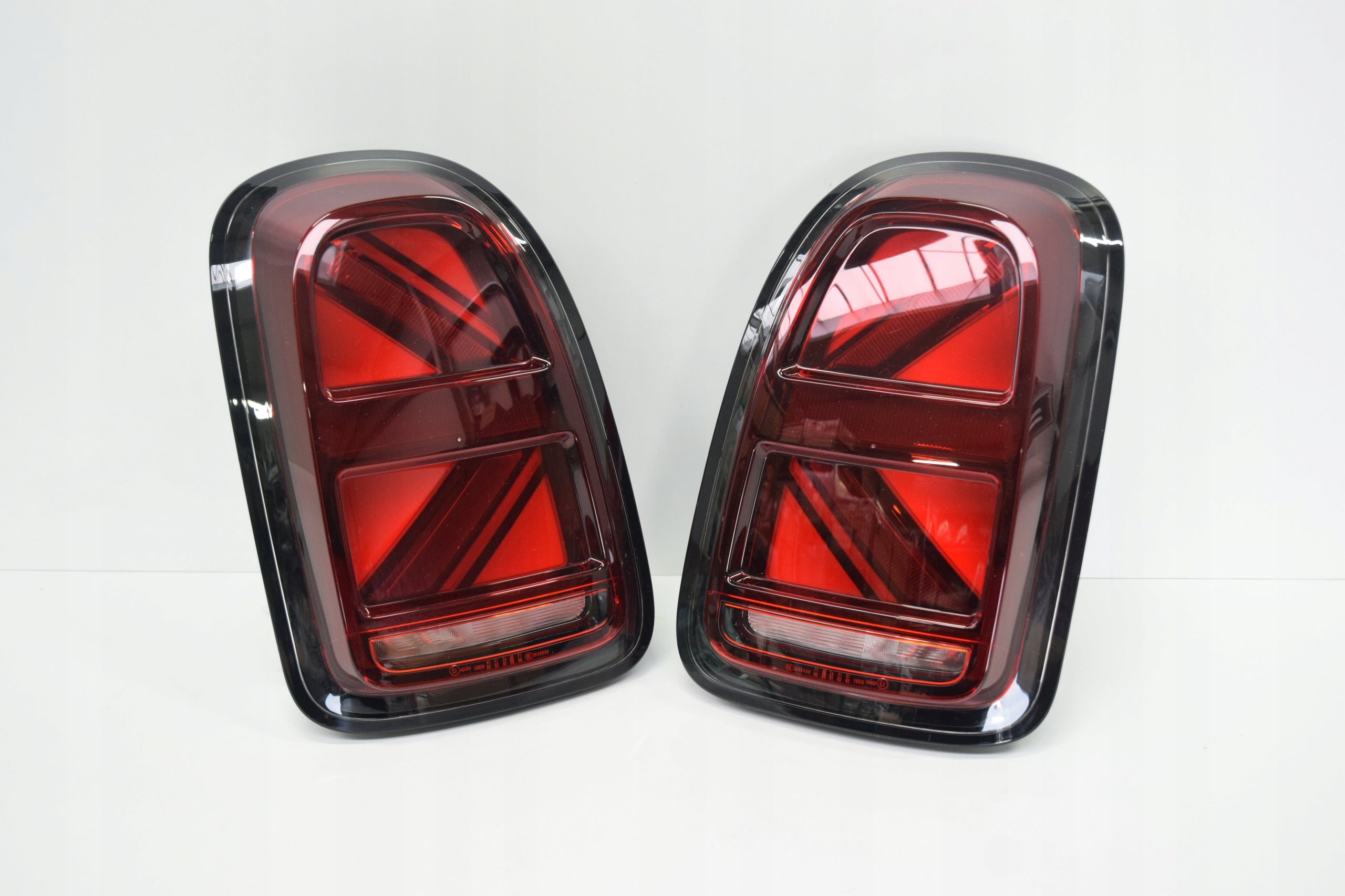 MINI Cooper F60 LCI Tail lights Union JACK BLACKLINE, OEM, Part number 8492476 8492475