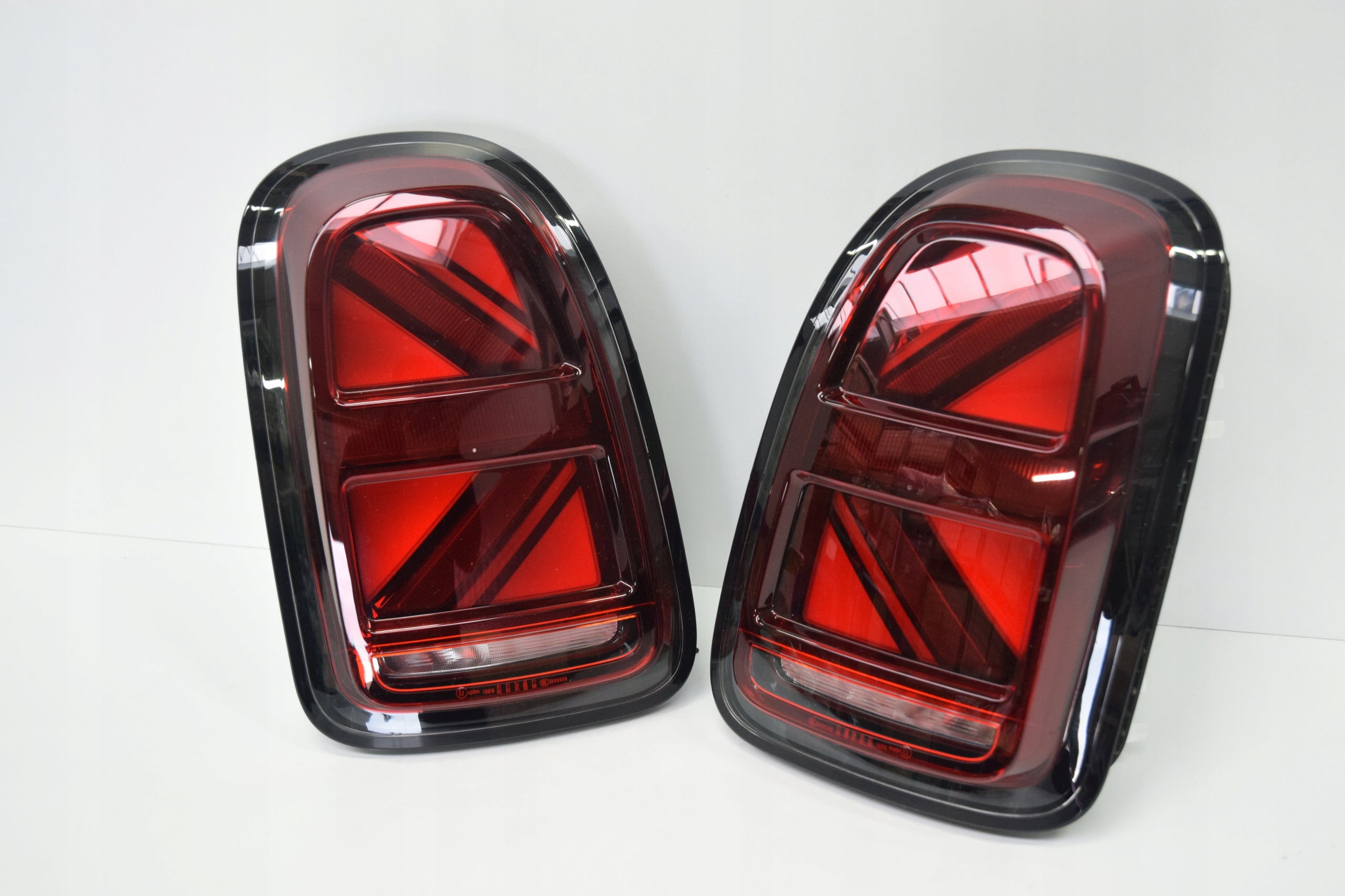 MINI Cooper F60 LCI Tail lights Union JACK BLACKLINE, OEM, Part number 8492476 8492475